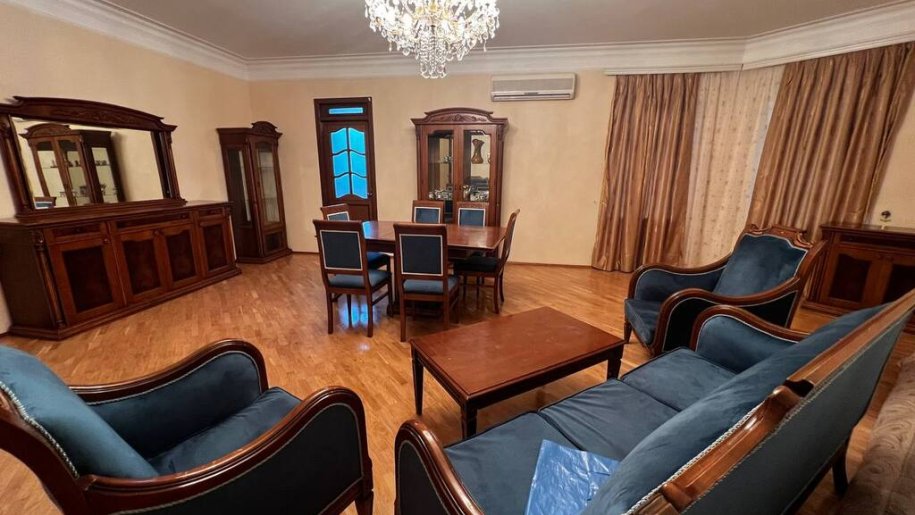 Kirayə verilir 3 otaqlı köhnə tikili, 75 m², Nizami m.-1