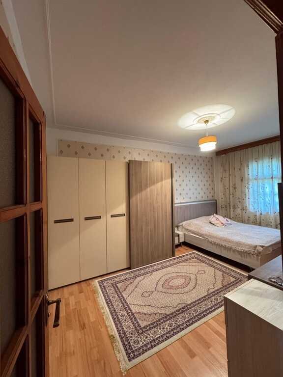 Satılır 3 otaqlı köhnə tikili, 90 m², Xalqlar dostluğu m.-3