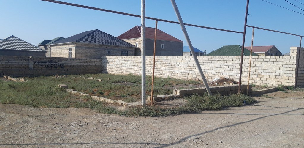3 sot torpaq satılır, Hökməli-3