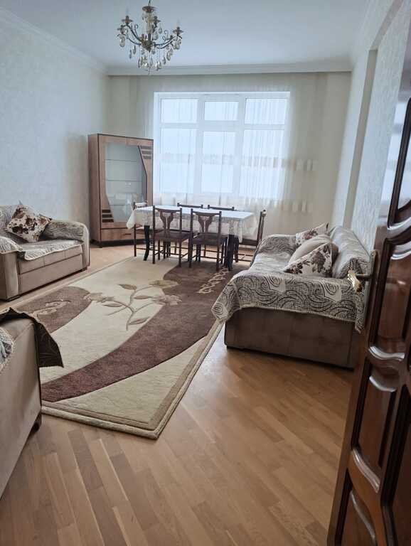 Satılır 4 otaqlı yeni tikili, 200 m², Memar Əcəmi m.-2