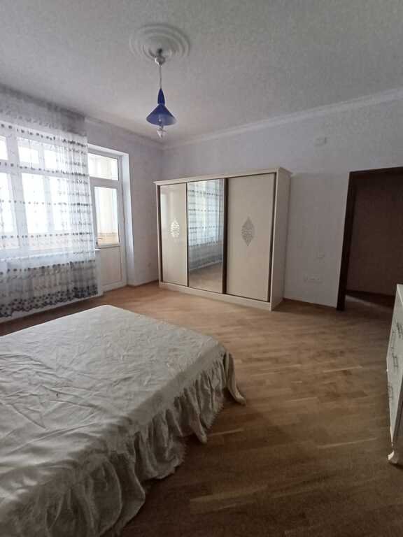 Satılır 4 otaqlı yeni tikili, 200 m², Memar Əcəmi m.-8