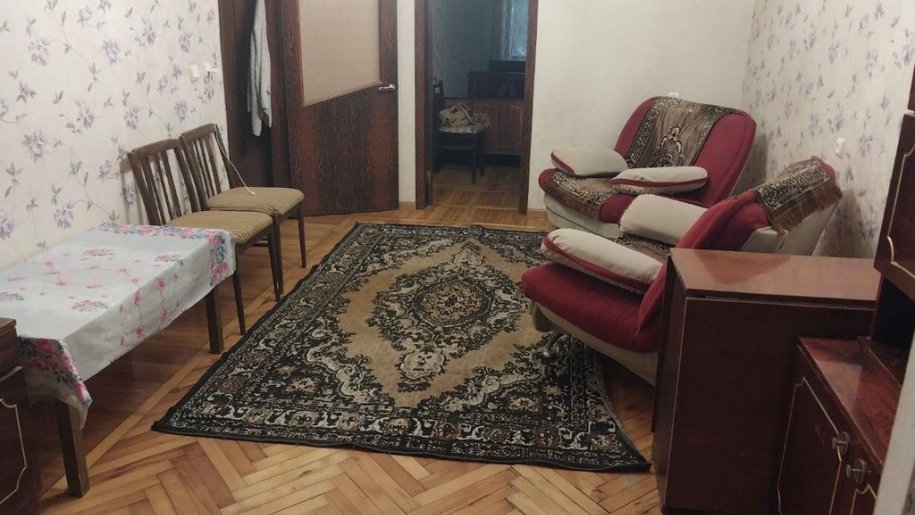 Kirayə verilir 2 otaqlı köhnə tikili, 55 m², İnşaatçılar m.-4