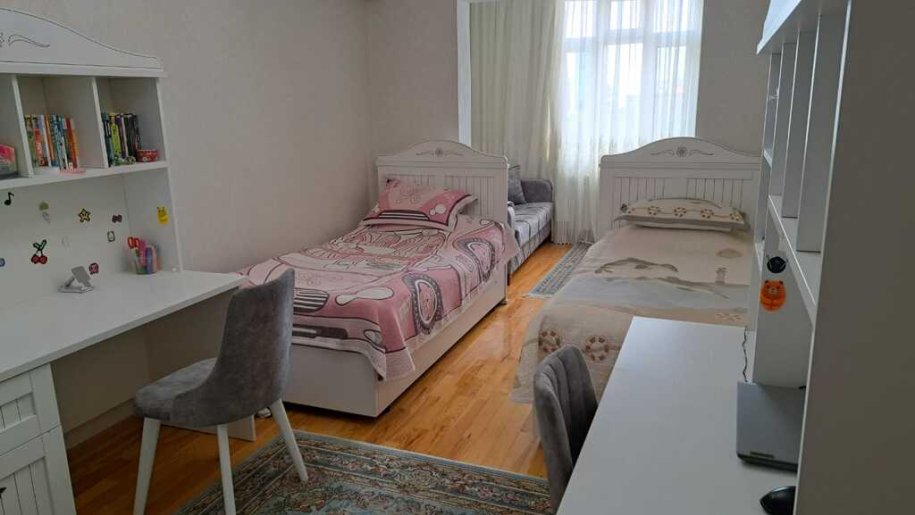 Satılır 3 otaqlı yeni tikili, 105 m², Qara Qarayev m.-8