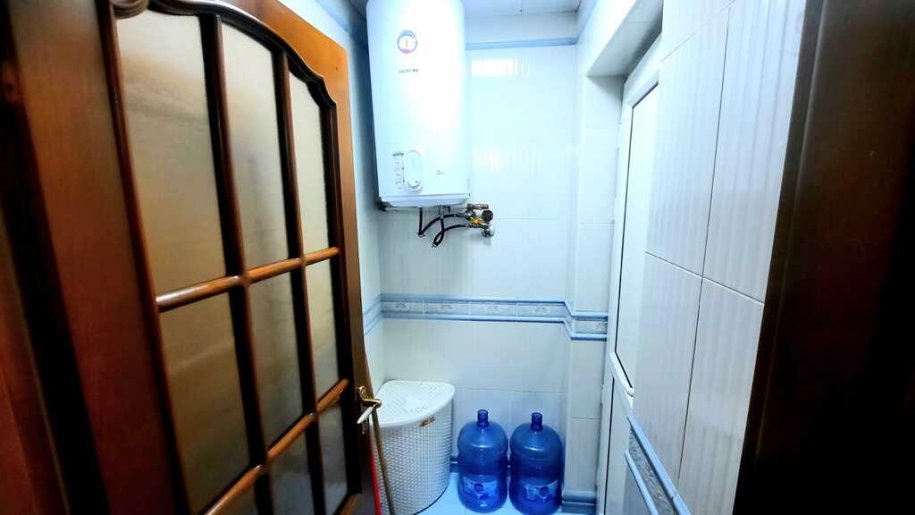 Satılır 4 otaqlı köhnə tikili, 120 m², Memar Əcəmi m.-6