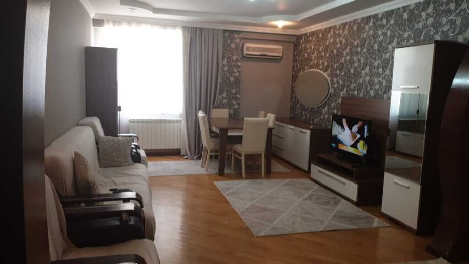 Kirayə verilir 3 otaqlı yeni tikili, 104 m², İnşaatçılar m.-1