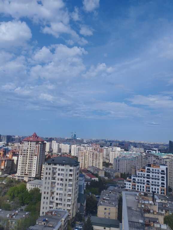 Satılır 3 otaqlı yeni tikili, 141 m², 28 May m.-8
