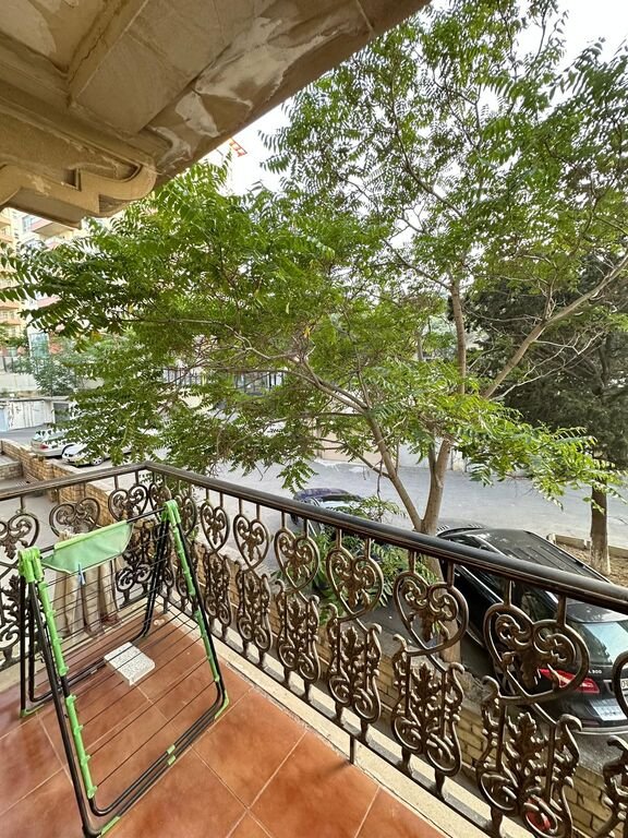 Satılır 3 otaqlı köhnə tikili, 75 m², İçərişəhər m.-6