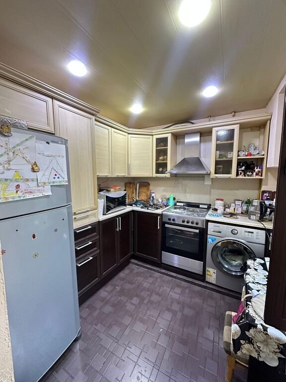 Satılır 3 otaqlı köhnə tikili, 75 m², İçərişəhər m.-10