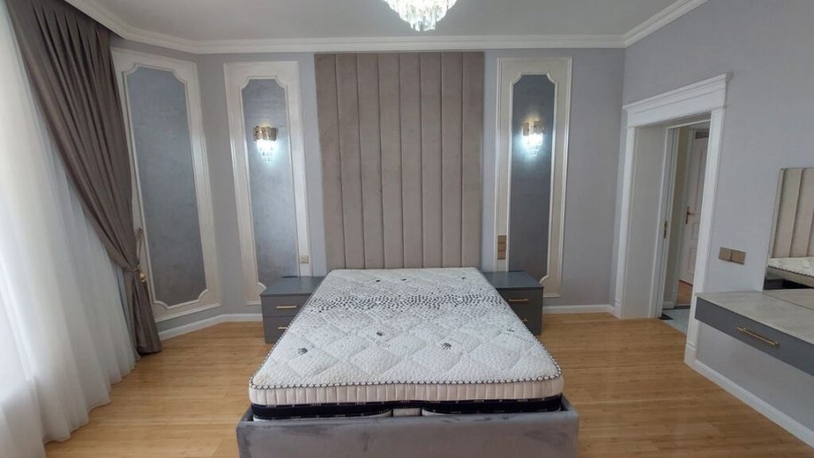 Satılır 4 otaqlı yeni tikili, 215 m², Nizami m.-6