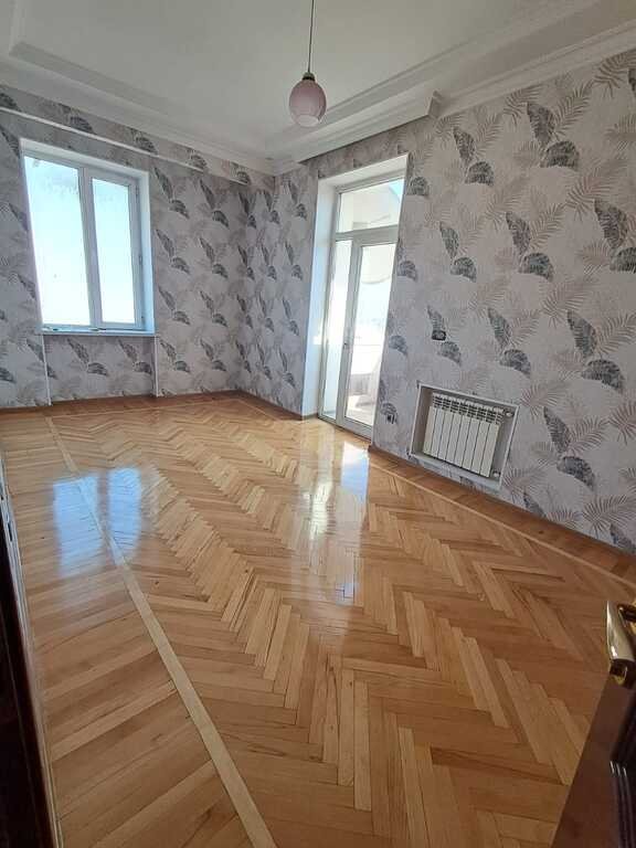 Satılır 3 otaqlı köhnə tikili, 85 m², Nəriman Nərimanov m.-3