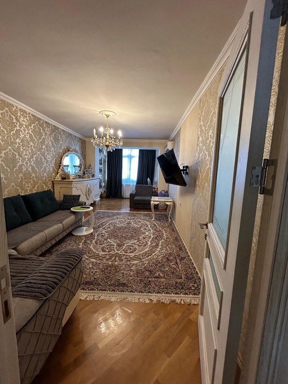 Satılır 3 otaqlı köhnə tikili, 70 m², Yasamal-1