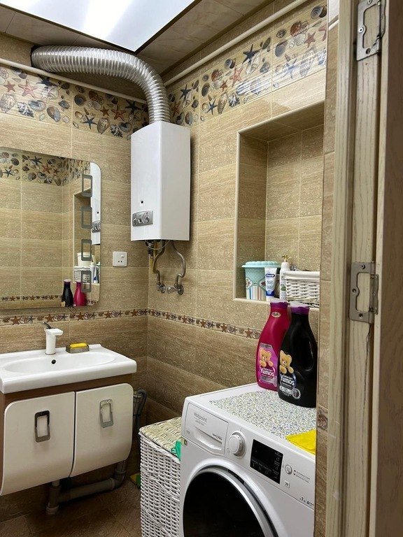 Satılır 3 otaqlı köhnə tikili, 70 m², Yasamal-2