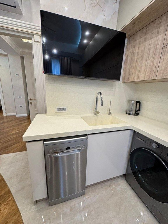 Kirayə verilir 3 otaqlı yeni tikili, 130 m², Xətai m.-4
