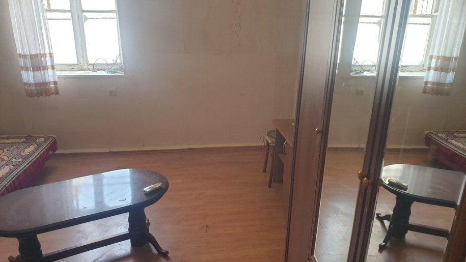 Satılır 1 otaqlı köhnə tikili, 35 m², 28 May m.-4