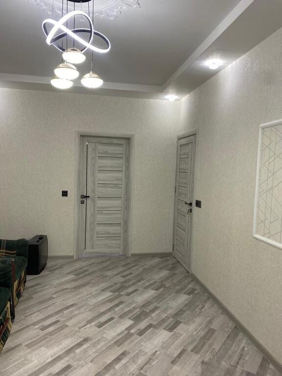 Satılır 3 otaqlı köhnə tikili, 95 m², Memar Əcəmi m.-4