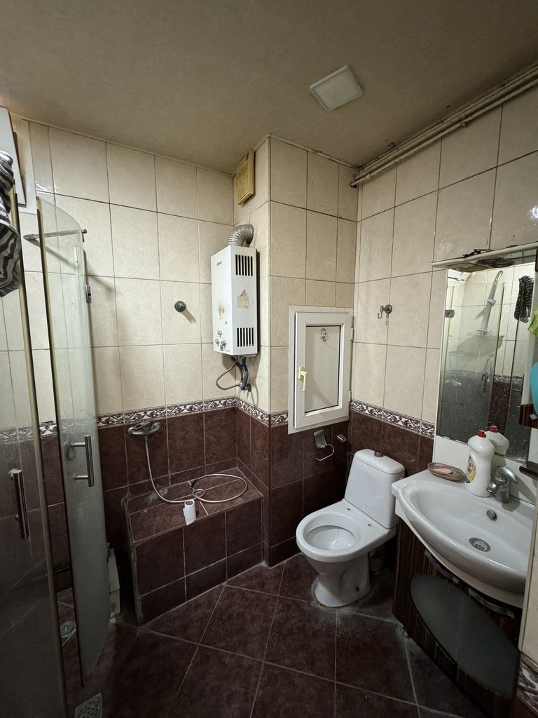 Satılır 2 otaqlı köhnə tikili, 55 m², Gənclik m.-8