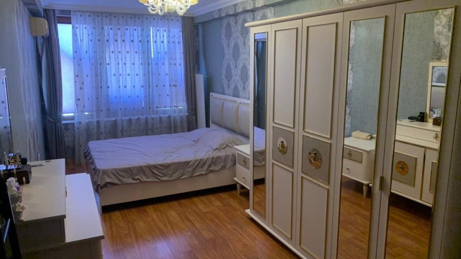 Kirayə verilir 3 otaqlı yeni tikili, 120 m², İçərişəhər m.-5