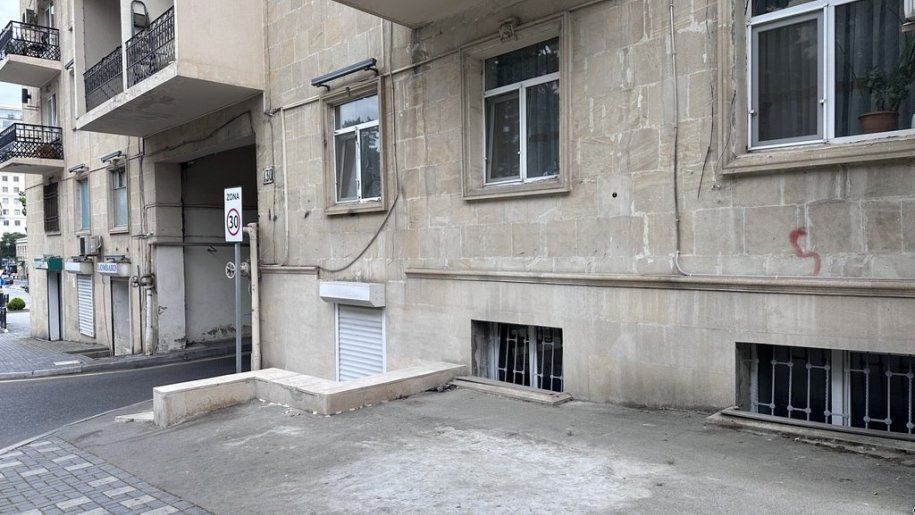 85 m<sup>2</sup> ofis icarəyə verilir, Nizami m.-1
