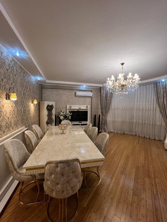 Satılır 3 otaqlı yeni tikili, 125 m², Elmlər Akademiyası m.-1