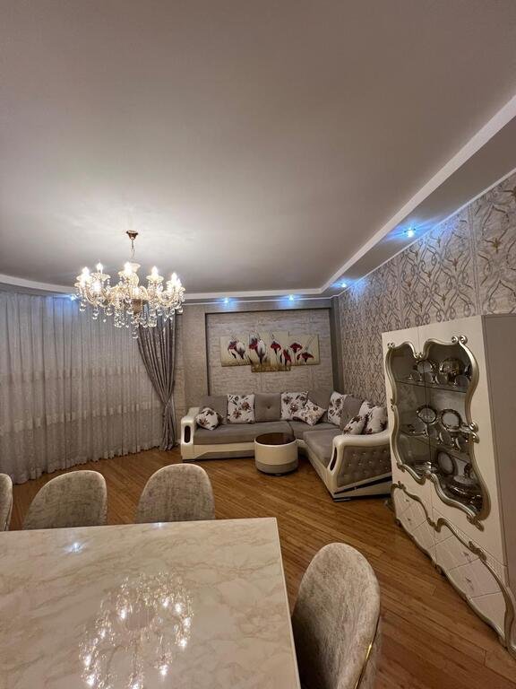 Satılır 3 otaqlı yeni tikili, 125 m², Elmlər Akademiyası m.-4