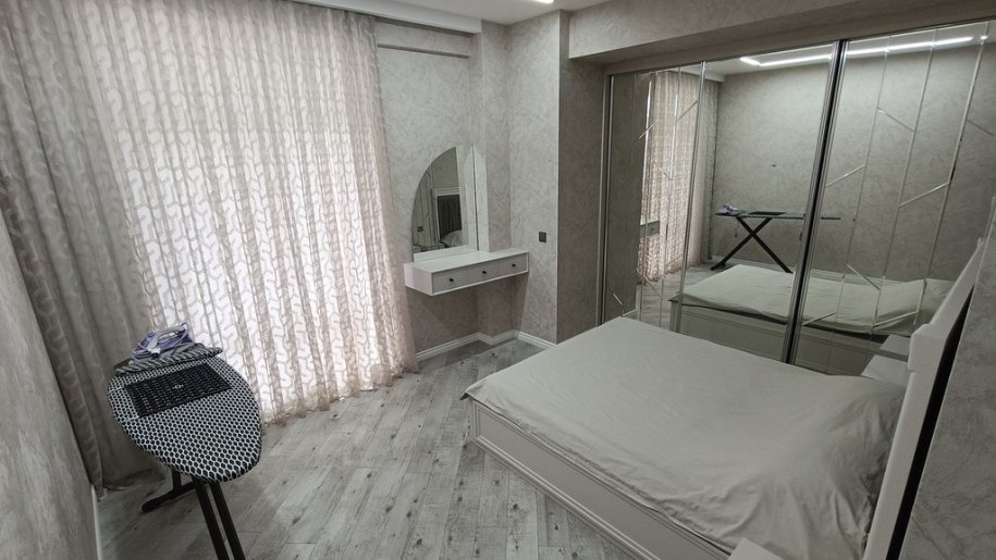Kirayə verilir 3 otaqlı yeni tikili, 130 m², Xətai m.-1