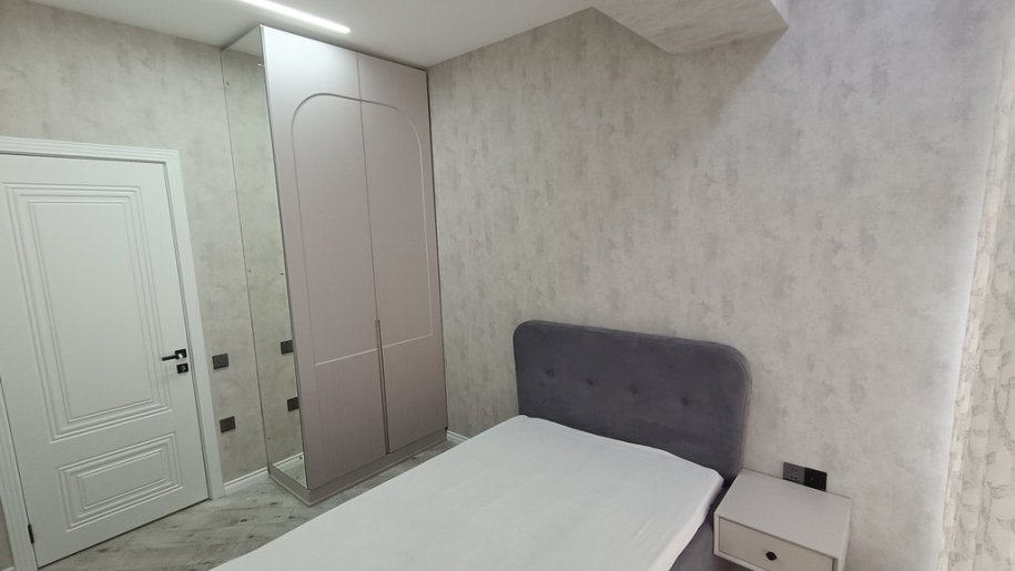 Kirayə verilir 3 otaqlı yeni tikili, 130 m², Xətai m.-8