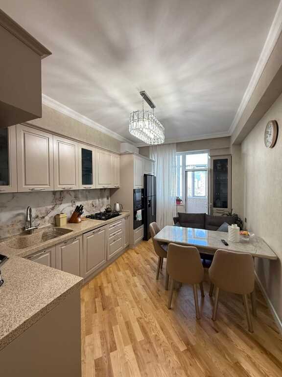 Satılır 3 otaqlı yeni tikili, 125 m², Elmlər Akademiyası m.-9