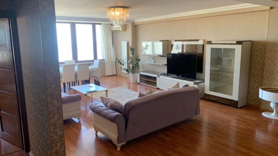 Kirayə verilir 3 otaqlı yeni tikili, 120 m², İçərişəhər m.-2