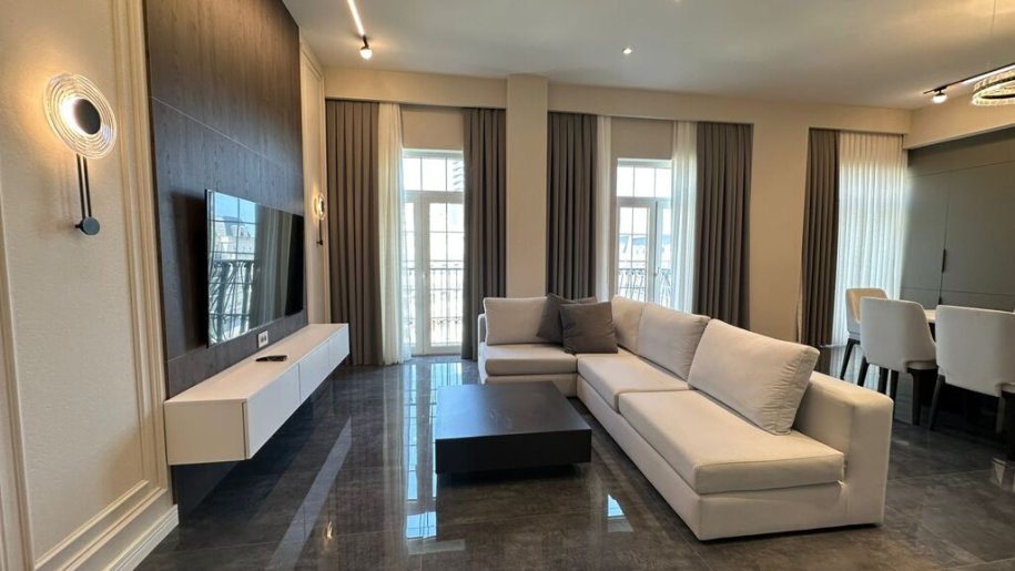 Kirayə verilir 4 otaqlı yeni tikili, 140 m², Xətai-2