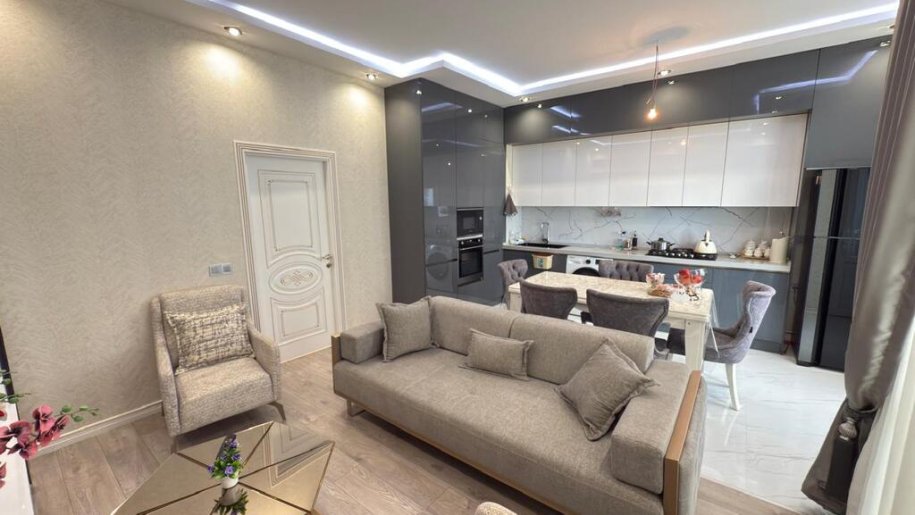 Satılır 3 otaqlı yeni tikili, 98 m², Massiv D-4
