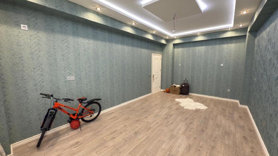 Satılır 3 otaqlı yeni tikili, 98 m², Massiv D-15