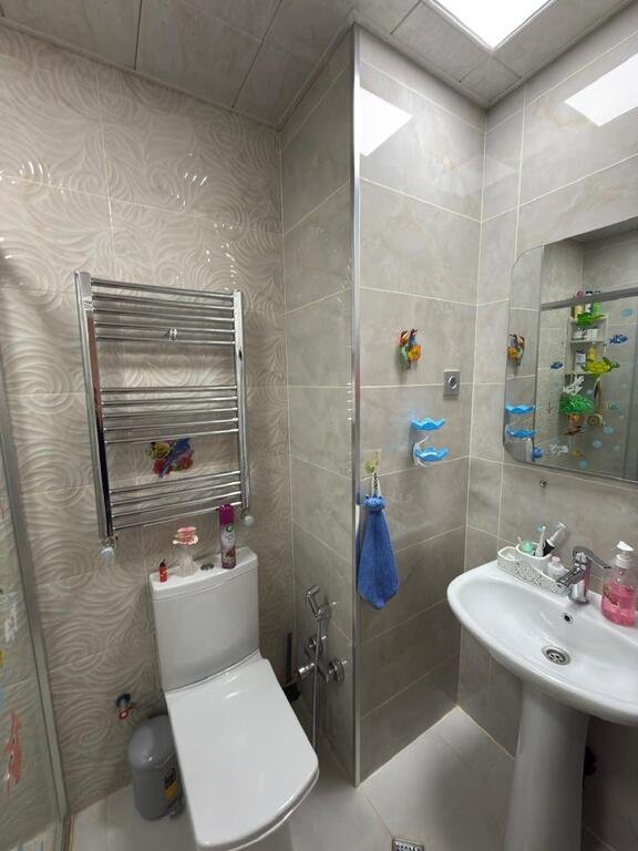 Satılır 3 otaqlı yeni tikili, 98 m², Massiv D-27