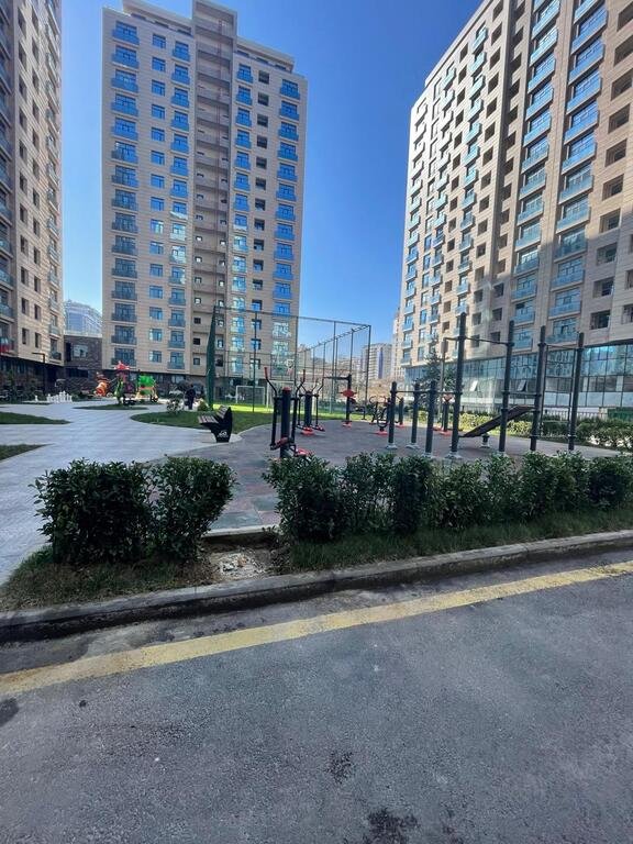Satılır 5 otaqlı yeni tikili, 265 m², 28 May m.-9