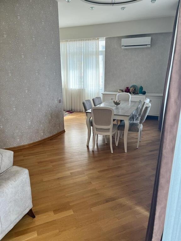 Satılır 2 otaqlı yeni tikili, 71.1 m², İnşaatçılar m.-9