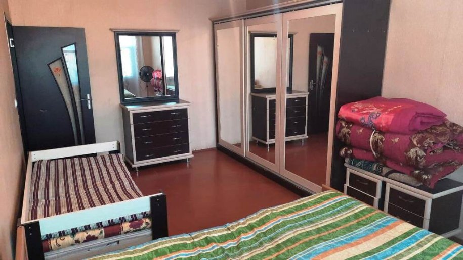 Satılır 4 otaqlı köhnə tikili, 110 m², Gənclik m.-2
