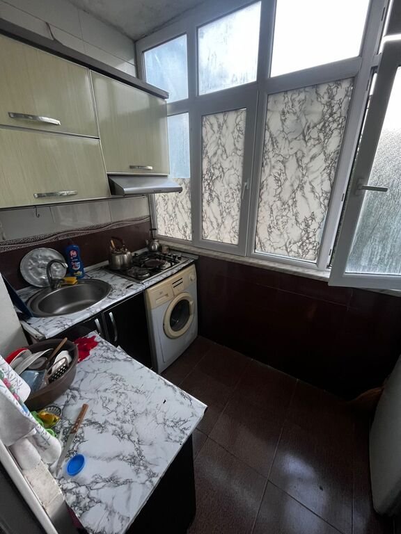 Kirayə verilir 2 otaqlı köhnə tikili, 40 m², Elmlər Akademiyası m.-4