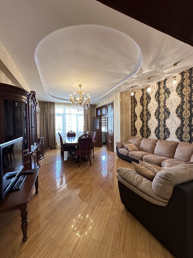 Satılır 4 otaqlı yeni tikili, 123 m², Memar Əcəmi m.-1