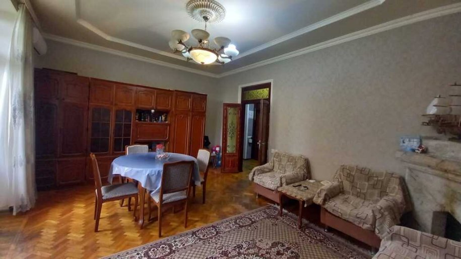 Satılır 2 otaqlı köhnə tikili, 65 m², 28 May m.-7