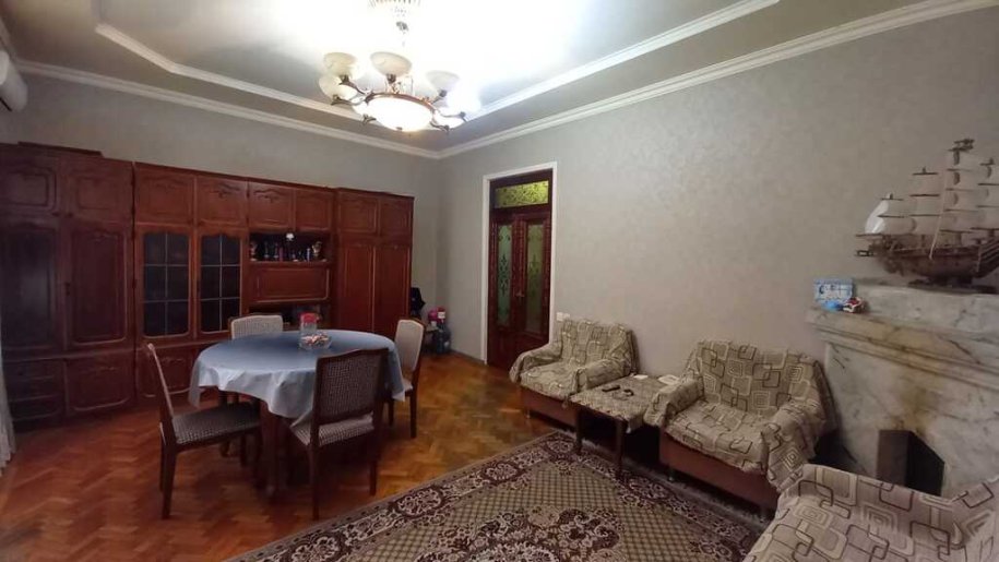 Satılır 2 otaqlı köhnə tikili, 65 m², 28 May m.-8