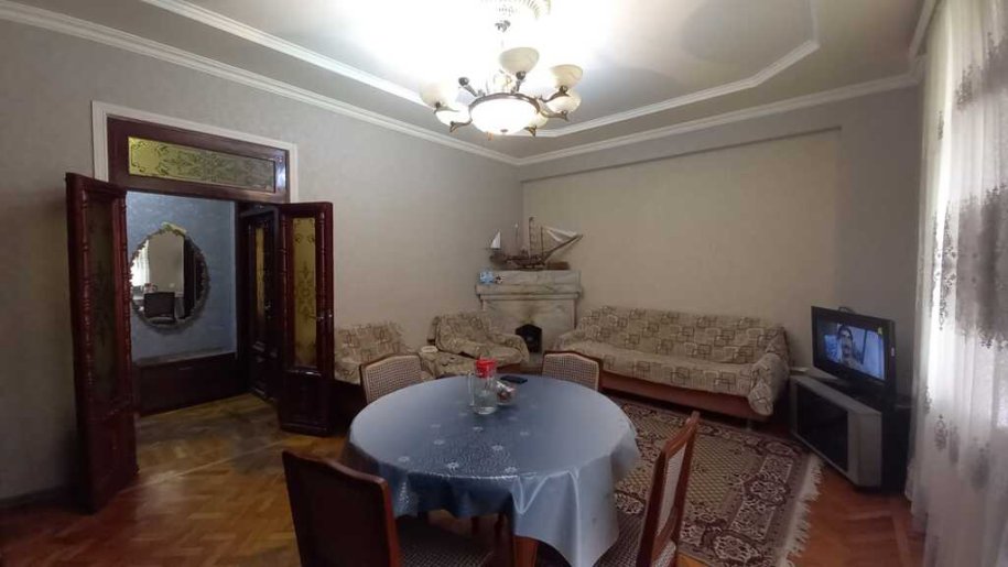 Satılır 2 otaqlı köhnə tikili, 65 m², 28 May m.-9