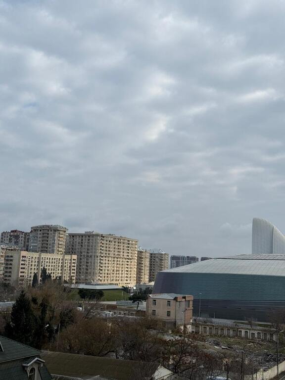 Satılır 6 otaqlı yeni tikili, 250 m², Gənclik m.-12