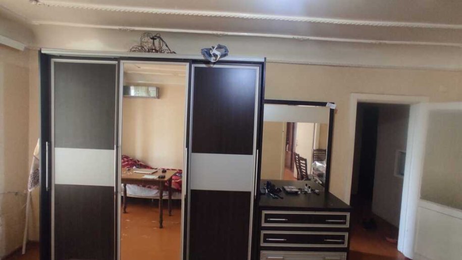 Kirayə verilir 2 otaqlı köhnə tikili, 50 m², İnşaatçılar m.-9