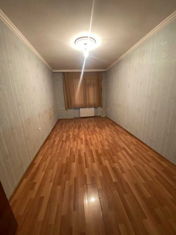 Kirayə verilir 2 otaqlı köhnə tikili, 52 m², İnşaatçılar m.-2