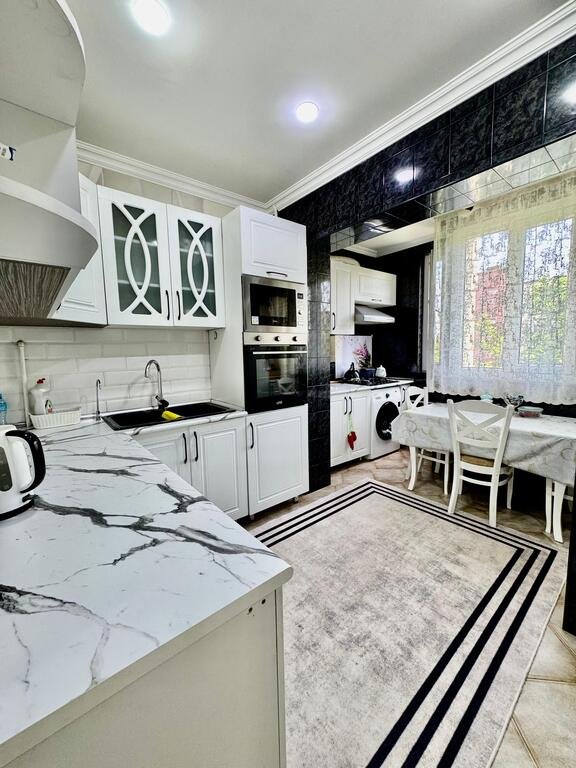 Satılır 4 otaqlı köhnə tikili, 100 m², İnşaatçılar m.-4