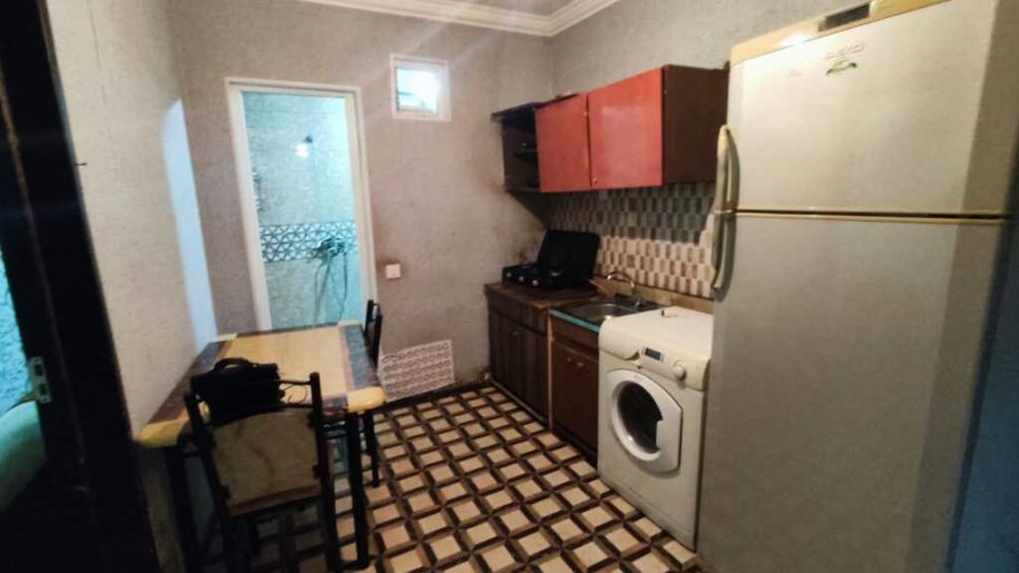 Kirayə verilir 2 otaqlı köhnə tikili, 50 m², Nizami m.-7