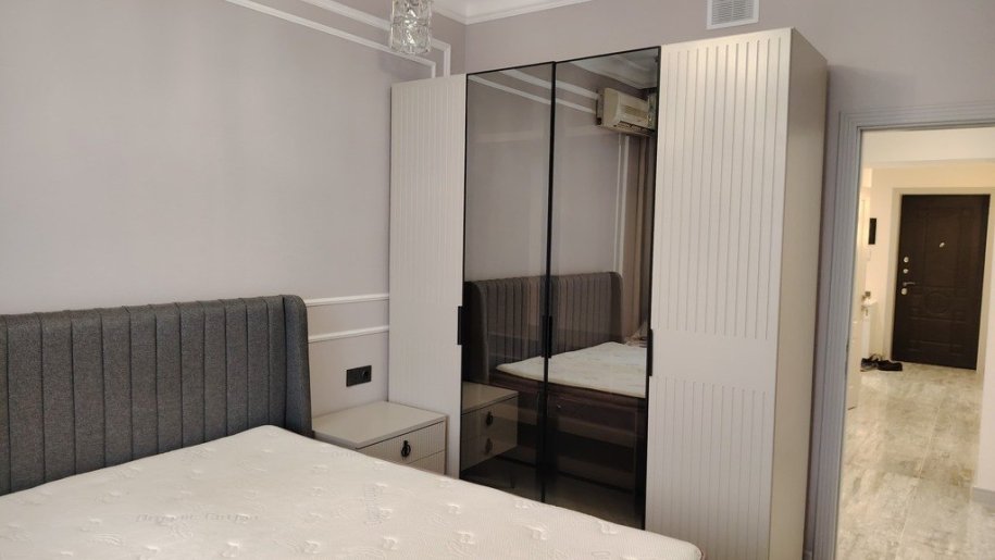 Kirayə verilir 3 otaqlı yeni tikili, 140 m², 28 May m.-7