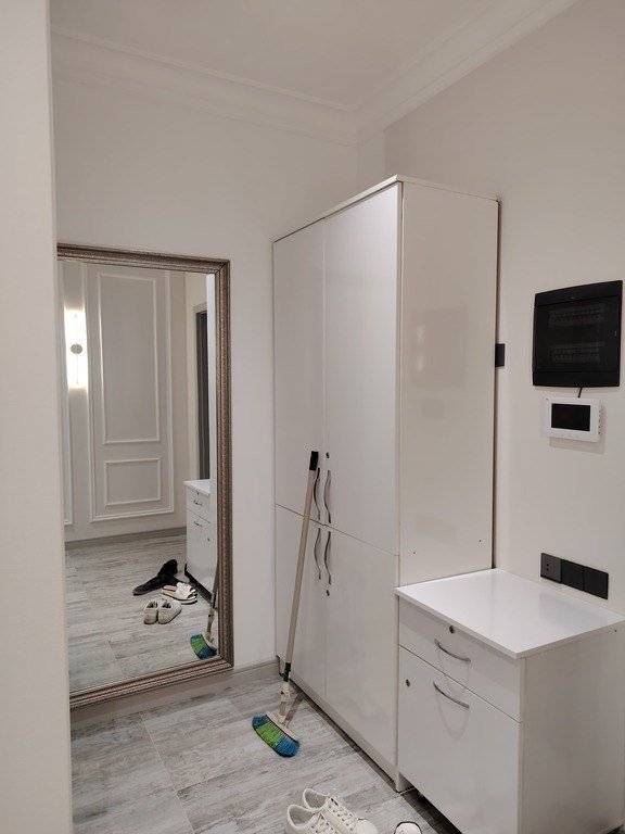 Kirayə verilir 3 otaqlı yeni tikili, 140 m², 28 May m.-8