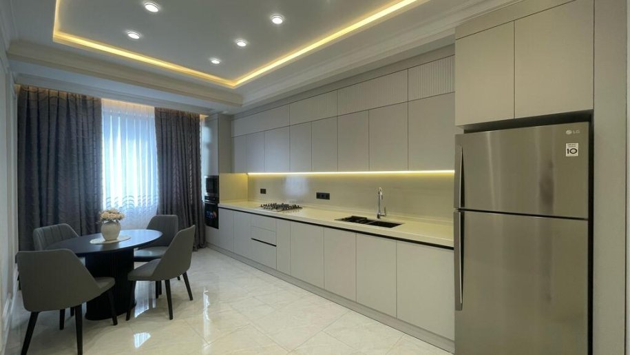 Satılır 3 otaqlı yeni tikili, 140 m², 8 noyabr-12