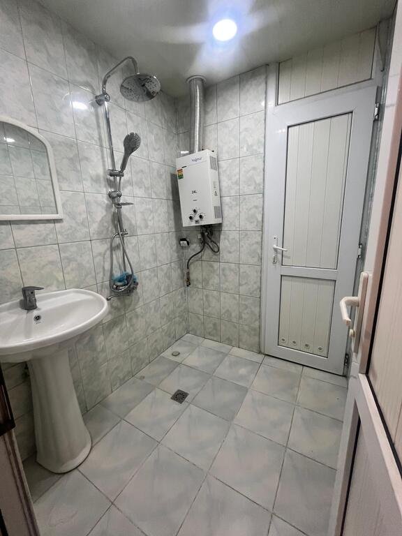 Satılır 3 otaqlı köhnə tikili, 75 m², Memar Əcəmi m.-22