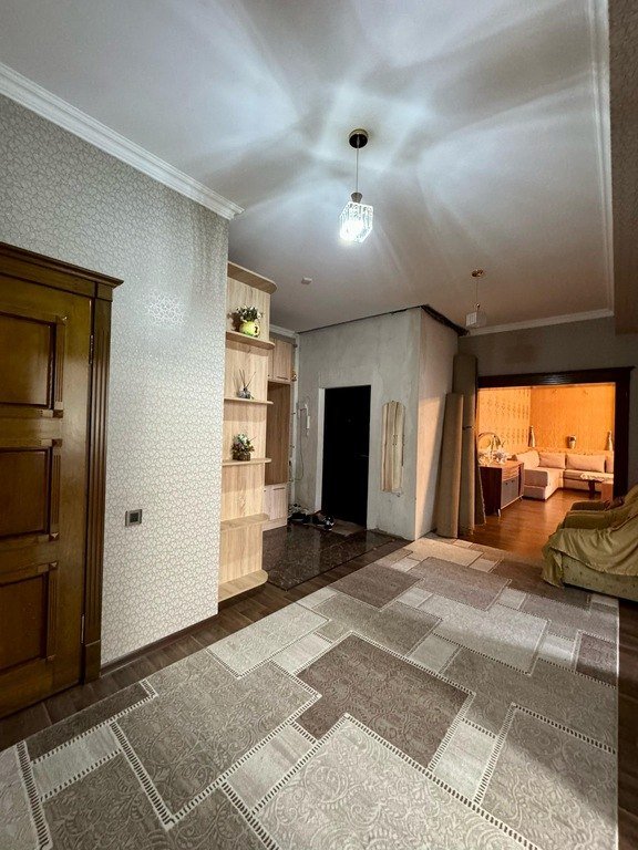 Satılır 4 otaqlı yeni tikili, 172 m², Həzi Aslanov m.-7